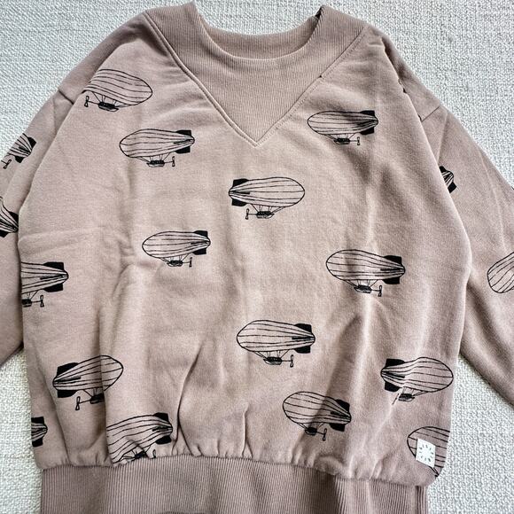 NEW Sproet & Sprout Girl's Taupe Blimp Print Sweatshirt 6 - Picture 2 of 4